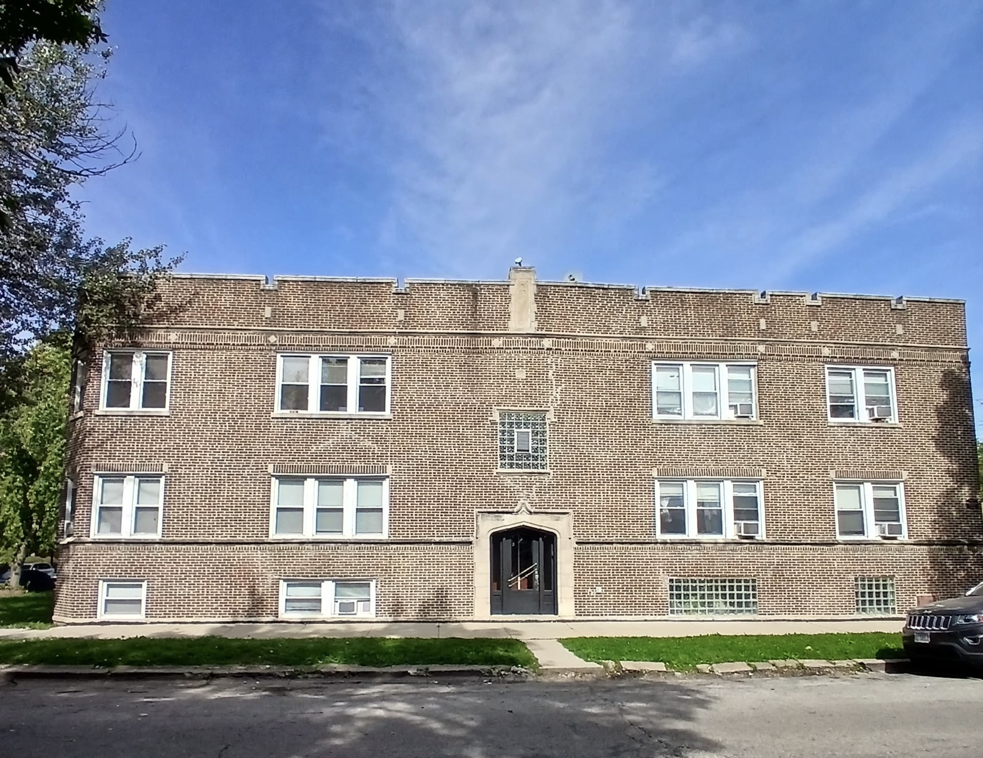 Property thumbnail image